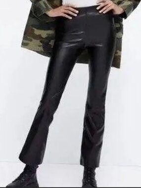 NWOT Zara High Rise Kick Crop Faux Leather Pant